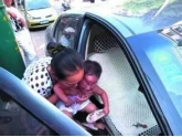 网传“教小孩锁车内按喇叭自救”真系咁有效?事实是... 网传“教小孩锁车内按喇叭自救”真系咁有效?事实是...
